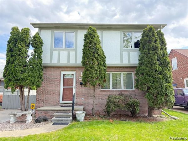 8334 McKinley , Center Line, Mi 48015