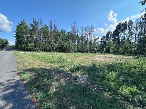 2 Lejos Ln , Hot Springs Village, AR 71909