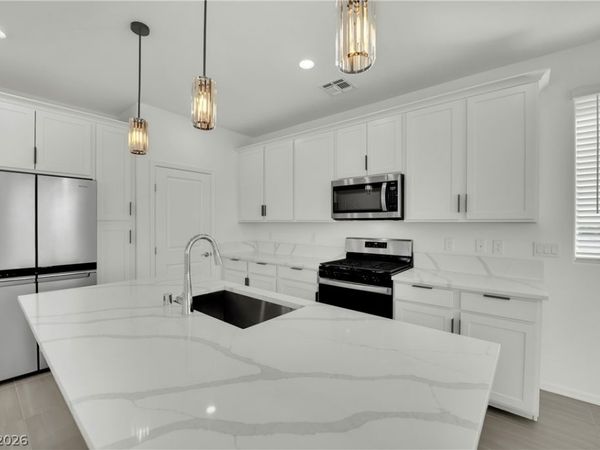 7805 Bethel Height Lane, Las Vegas, NV 89113