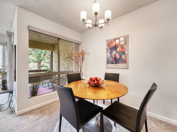 6250 Buckingham , Unit 204, Culver City, CA 90230