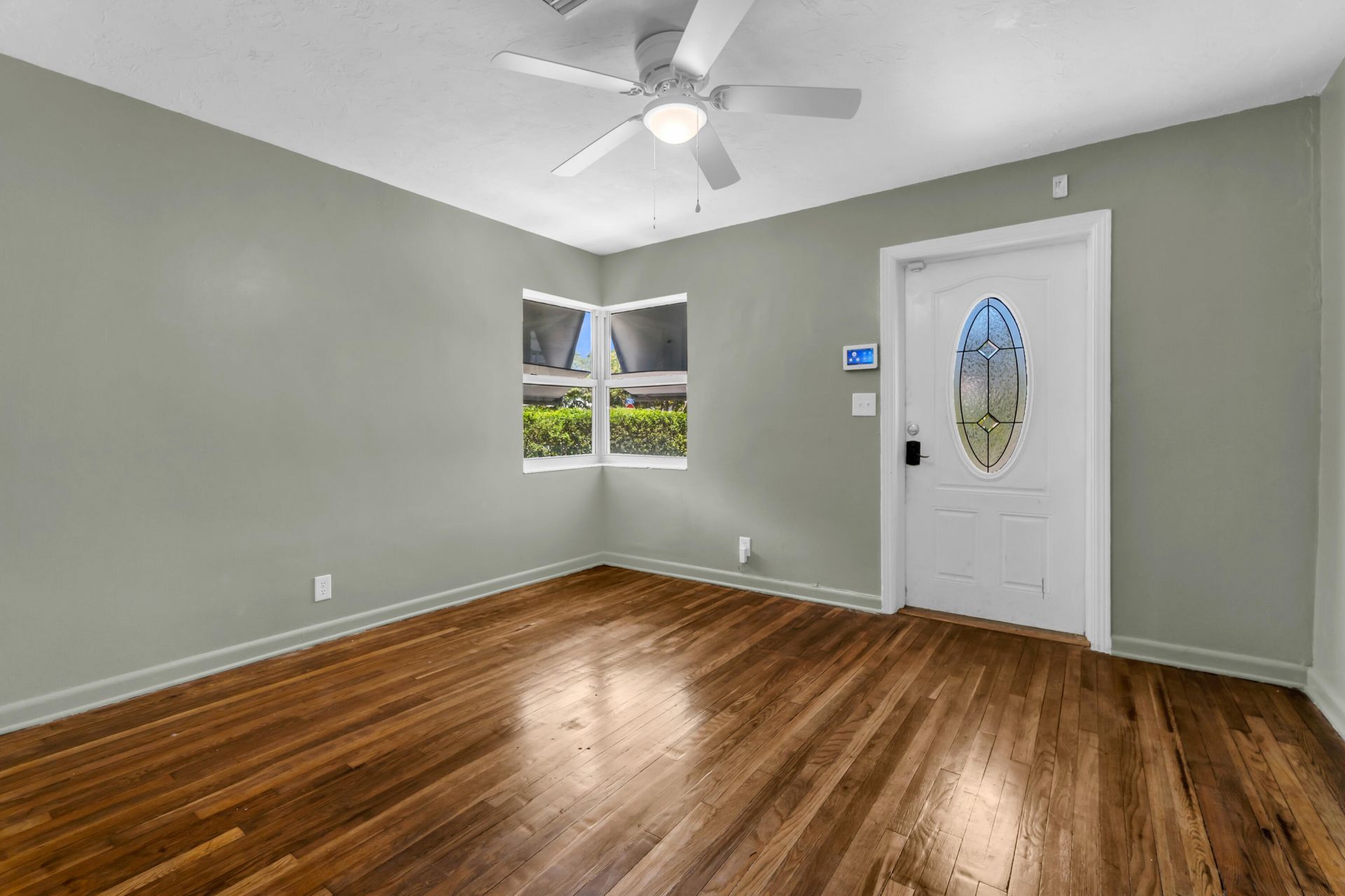 434 49th Street, West Palm Beach, FL 33407 Photo