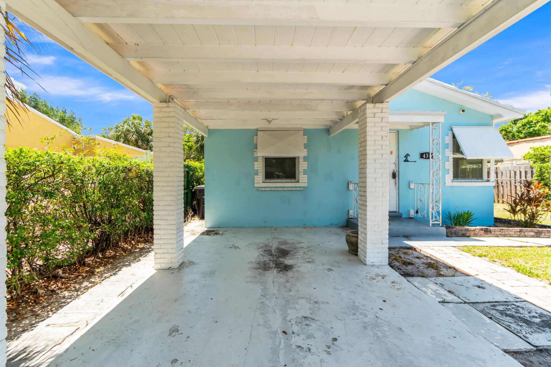 434 49th Street, West Palm Beach, FL 33407 Photo