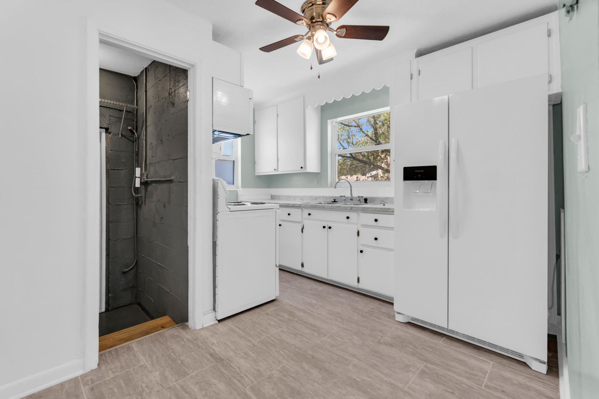 434 49th Street, West Palm Beach, FL 33407 Photo