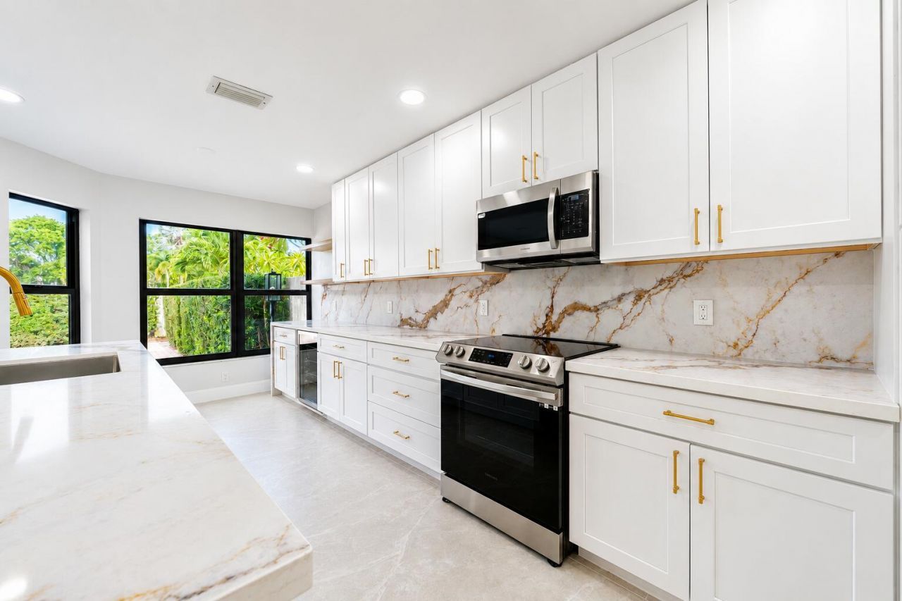 21669 Town Place Drive, Boca Raton, FL 33433 Photo