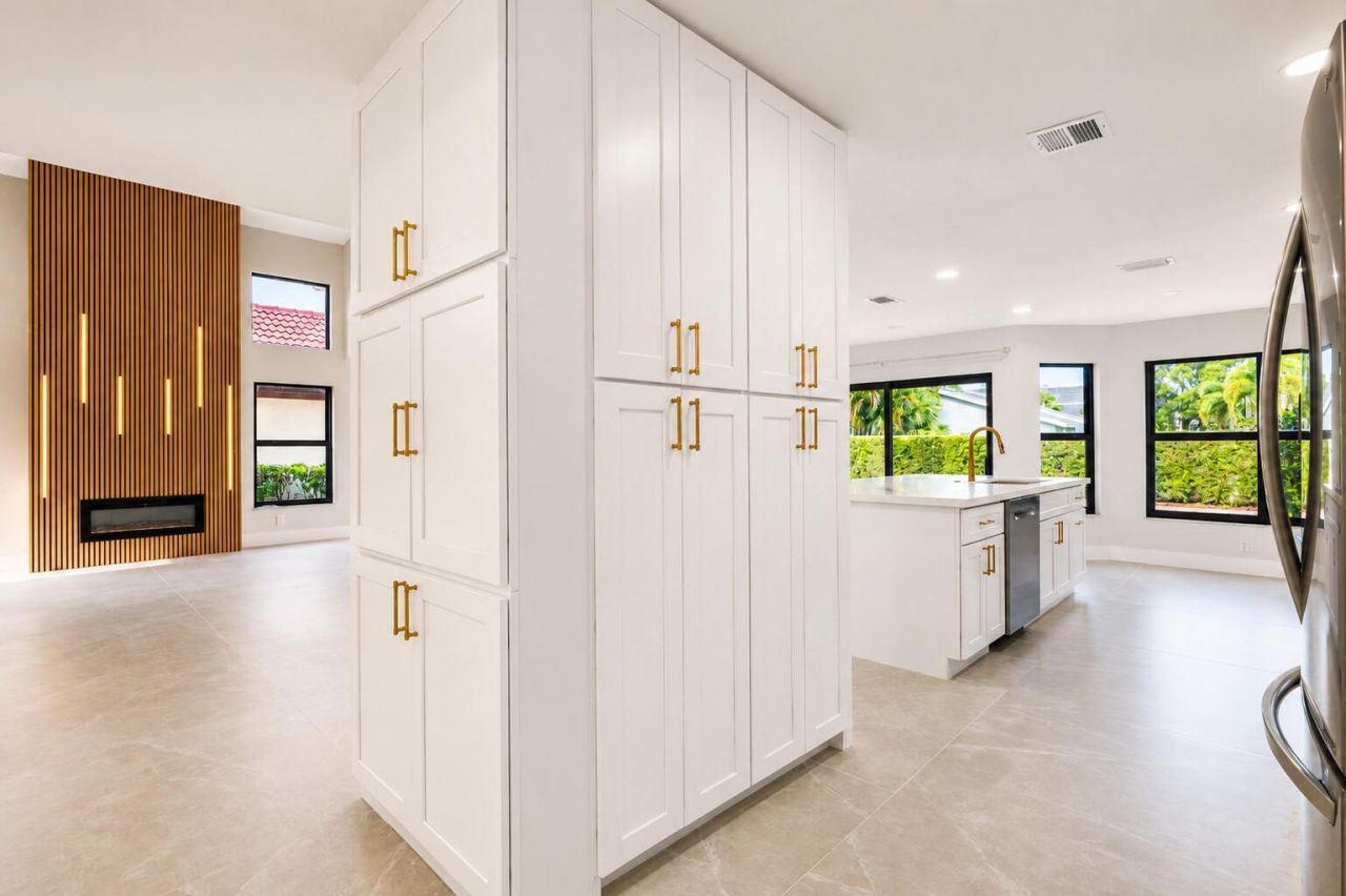 21669 Town Place Drive, Boca Raton, FL 33433 Photo
