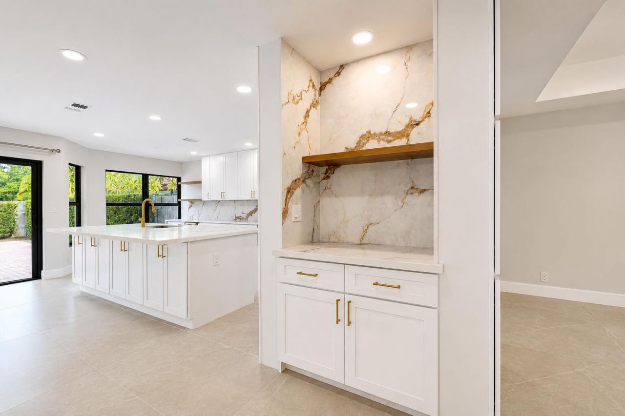 21669 Town Place Drive, Boca Raton, FL 33433 Photo