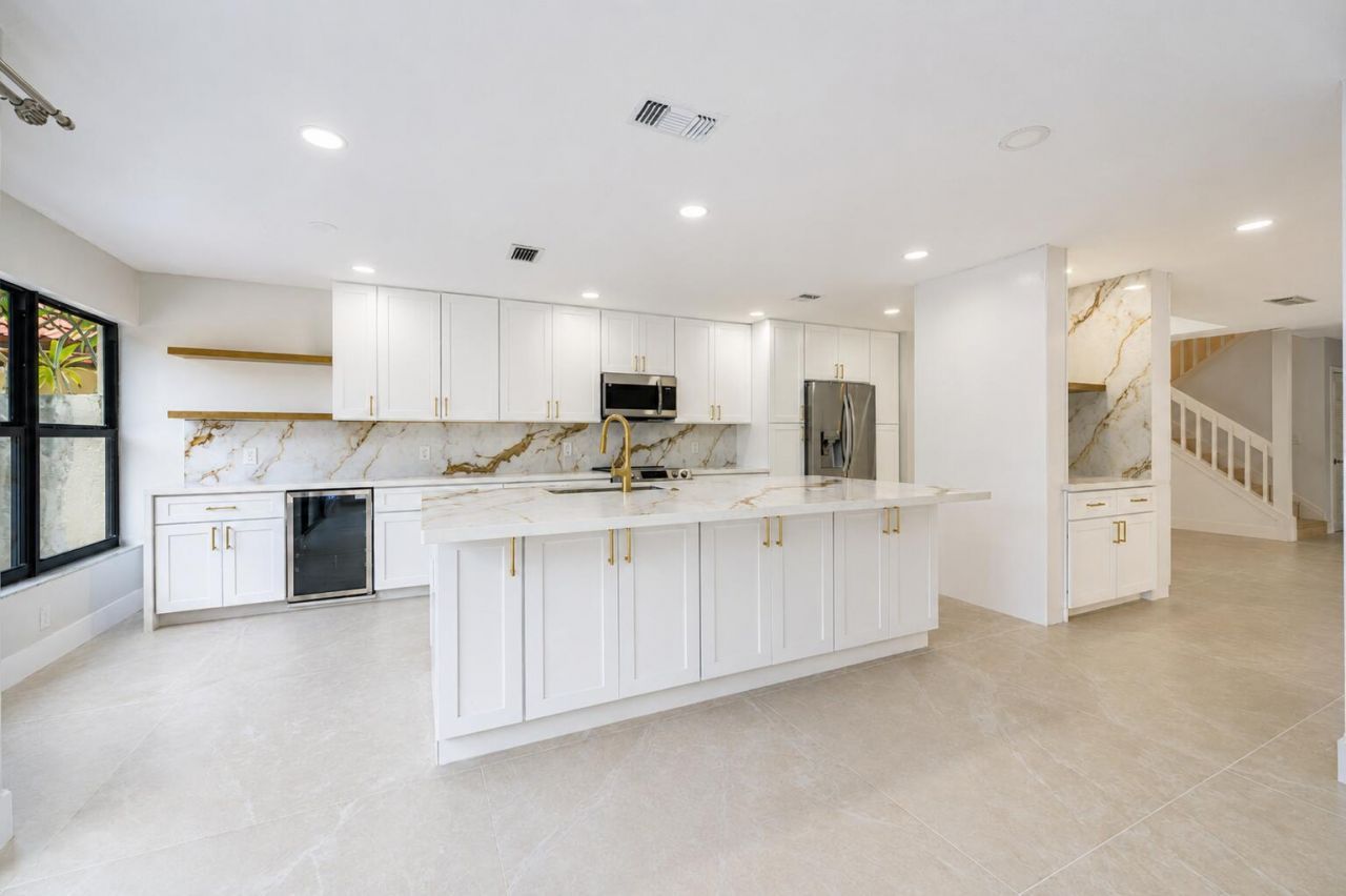 21669 Town Place Drive, Boca Raton, FL 33433 Photo
