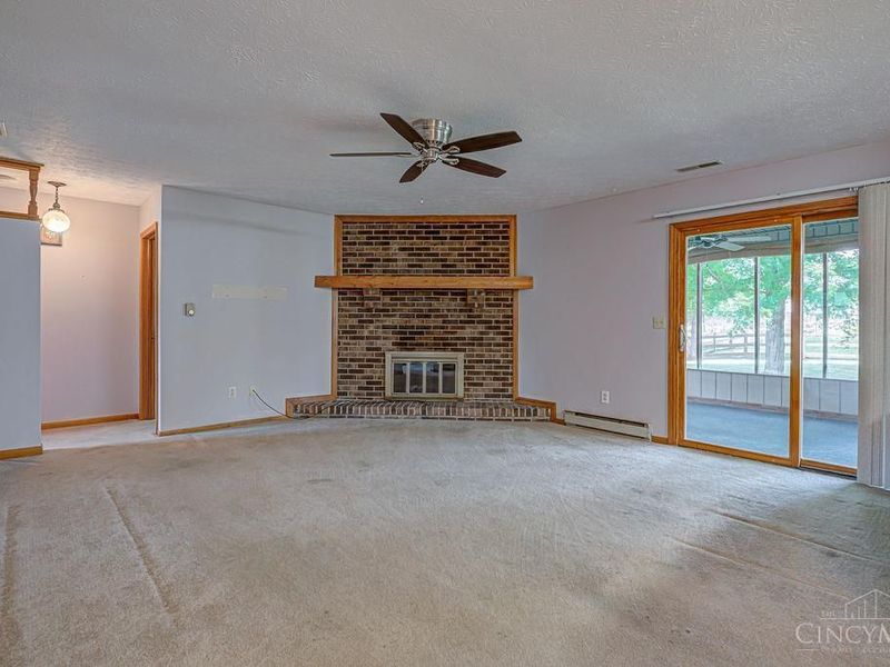 8254 Meadowlark Drive, Carlisle, OH 45005 Photo 7