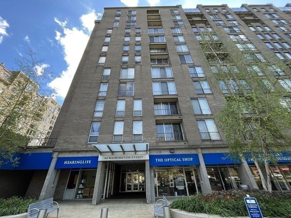 44 Washington St, Unit 713, Brookline, MA 02445