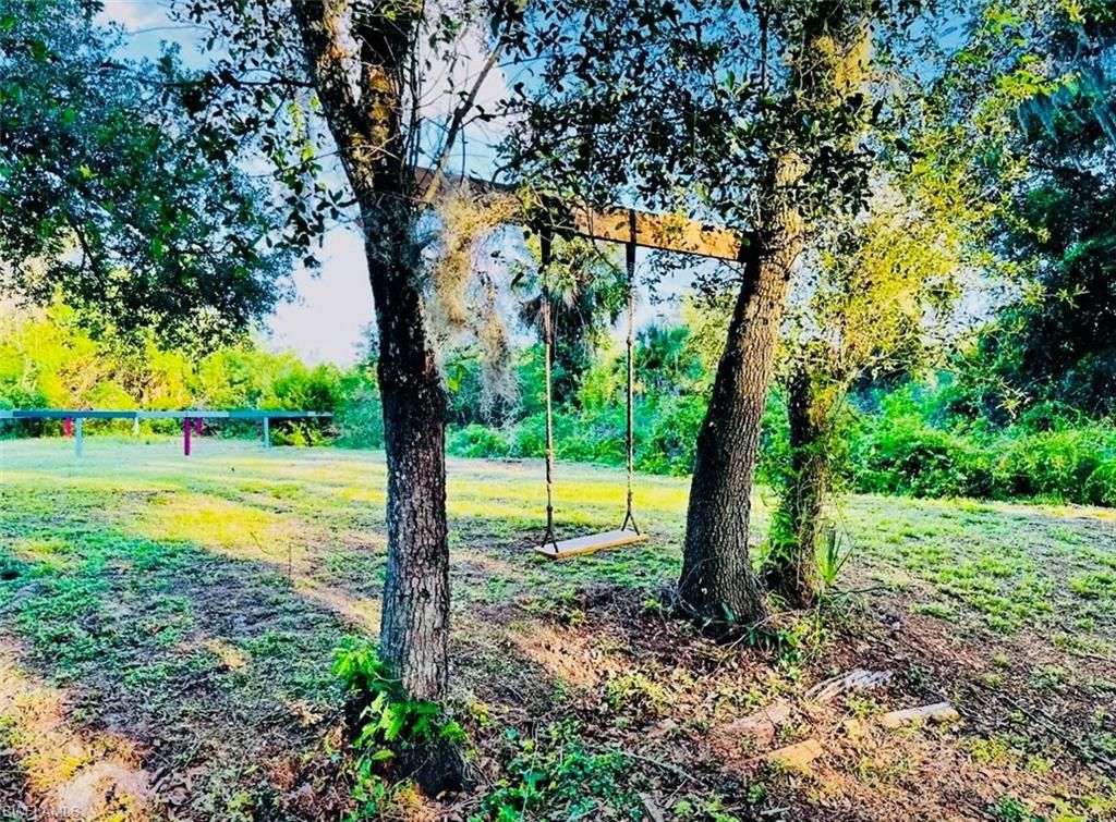 455 Trader Rd , Fort Denaud, FL 33935 Photo