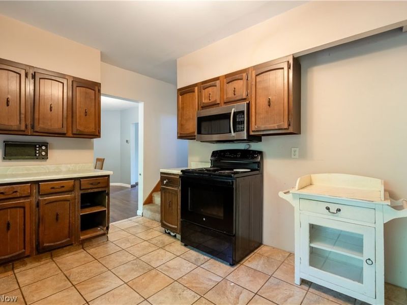 151 Overlook Drive, Alliance, OH 44601 Photo 18
