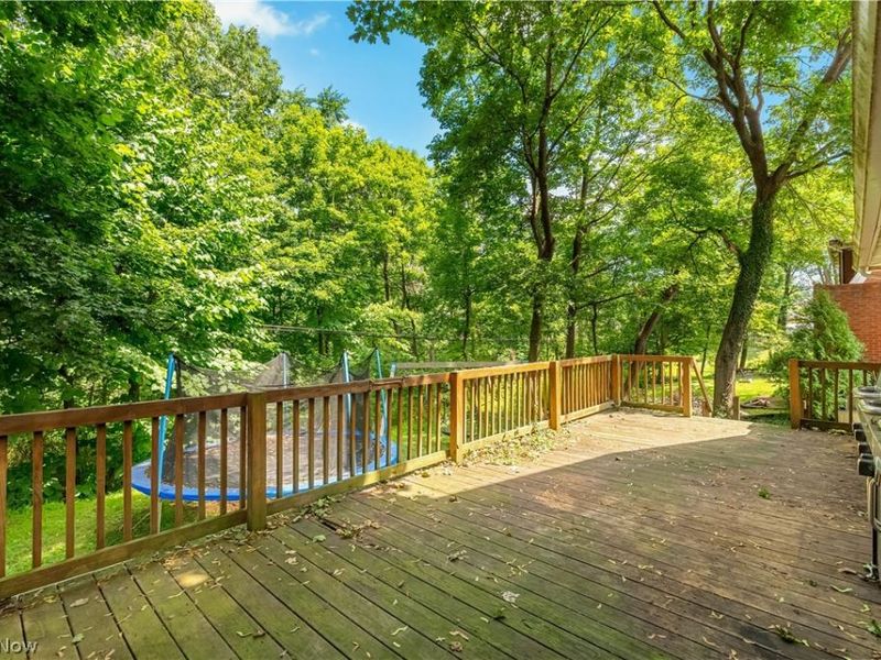 151 Overlook Drive, Alliance, OH 44601 Photo 3