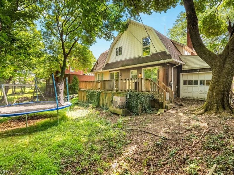 151 Overlook Drive, Alliance, OH 44601 Photo 5