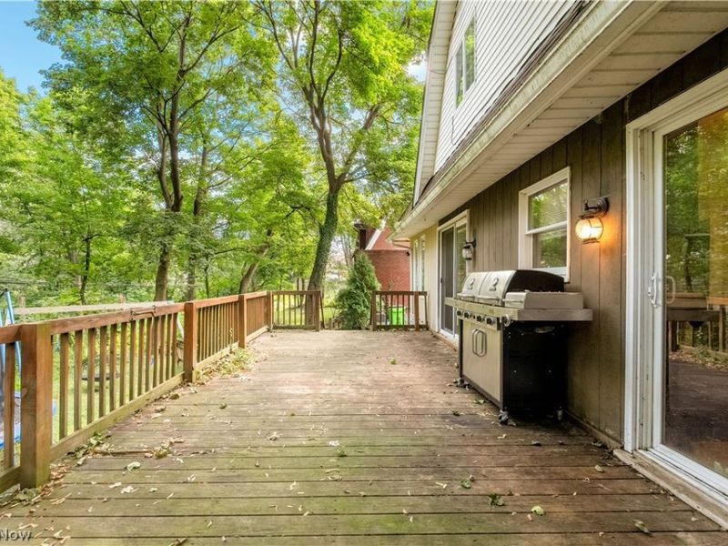 151 Overlook Drive, Alliance, OH 44601 Photo 7