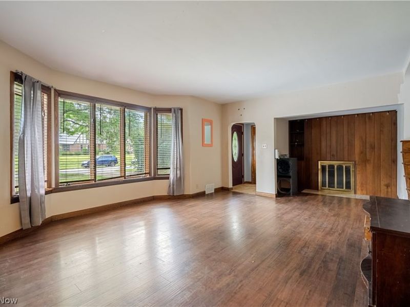 151 Overlook Drive, Alliance, OH 44601 Photo 9