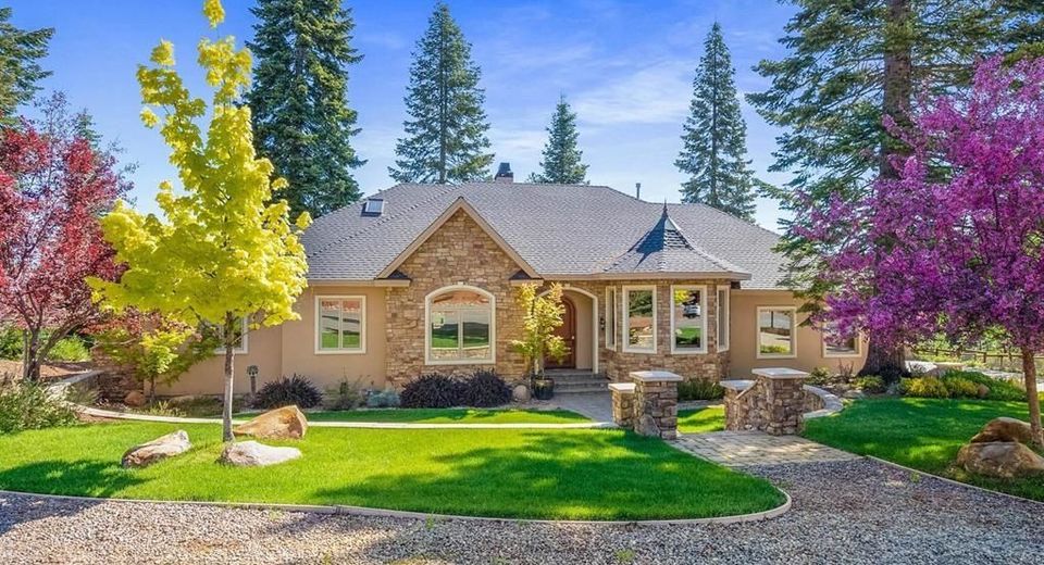 436 Snowy Peak Way, Lake Almanor, CA 96137 Photo