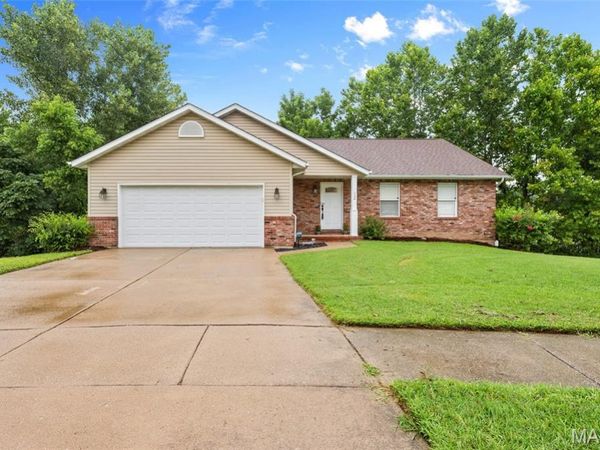 12 Summit Trail Court , Collinsville, IL 62234