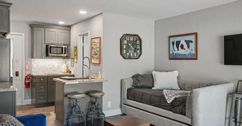 11589 Snowpeak Way , Unit #106, Truckee, CA 96161 Photo