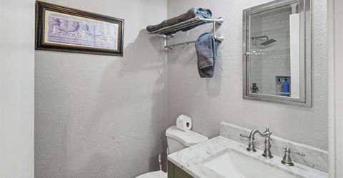 11589 Snowpeak Way , Unit #106, Truckee, CA 96161 Photo