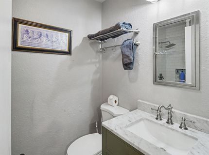 11589 Snowpeak Way , Unit #106, Truckee, CA 96161 Photo