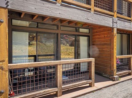 11589 Snowpeak Way , Unit #106, Truckee, CA 96161 Photo