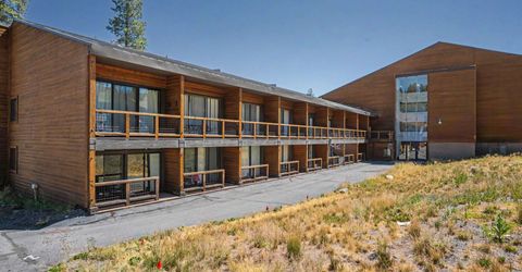 11589 Snowpeak Way , Unit #106, Truckee, CA 96161 Photo