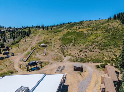 11589 Snowpeak Way , Unit #106, Truckee, CA 96161 Photo