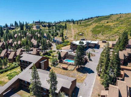 11589 Snowpeak Way , Unit #106, Truckee, CA 96161 Photo