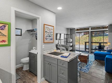 11589 Snowpeak Way , Unit #106, Truckee, CA 96161 Photo