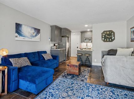 11589 Snowpeak Way , Unit #106, Truckee, CA 96161 Photo