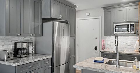 11589 Snowpeak Way , Unit #106, Truckee, CA 96161 Photo