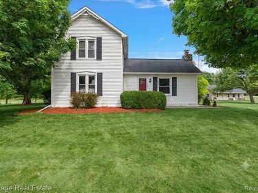 3877 N Oak Street, Metamora Village, Mi 48455