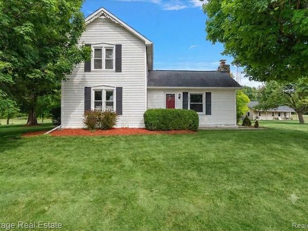 3877 N Oak Street, Metamora Village, Mi 48455