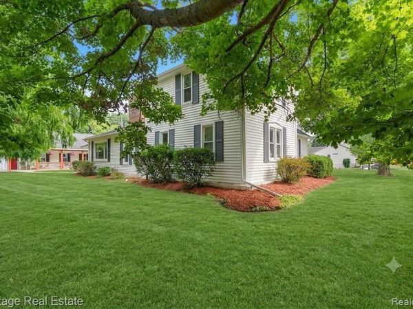3877 N Oak Street, Metamora Village, Mi 48455