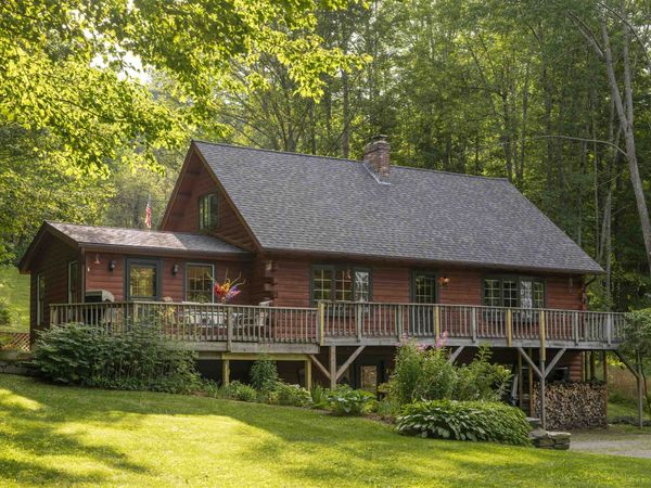 12 Short Road, Hartland, VT 05048