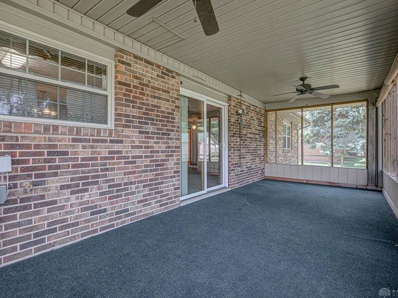8254 Meadowlark Drive, Carlisle, OH 45005 Photo 24