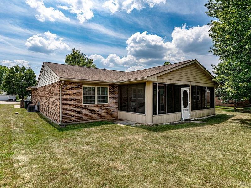 8254 Meadowlark Drive, Carlisle, OH 45005 Photo 25