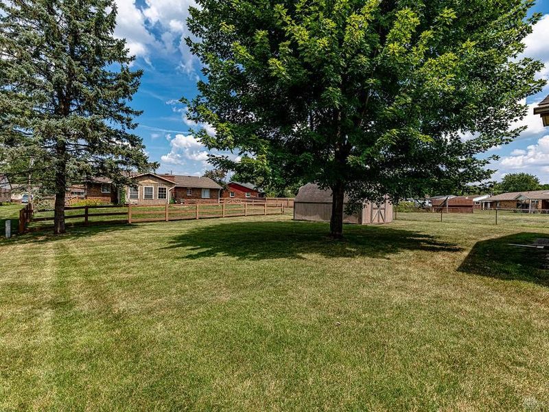 8254 Meadowlark Drive, Carlisle, OH 45005 Photo 28