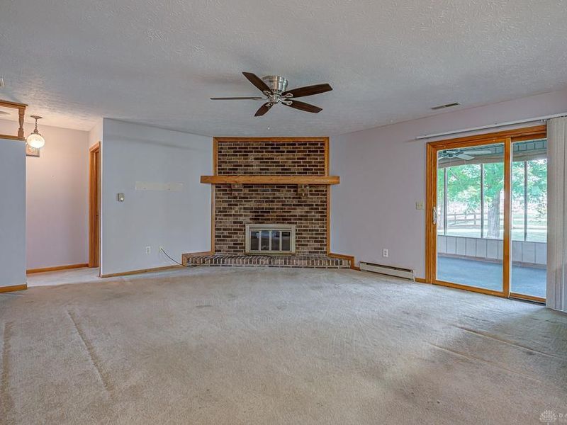 8254 Meadowlark Drive, Carlisle, OH 45005 Photo 7