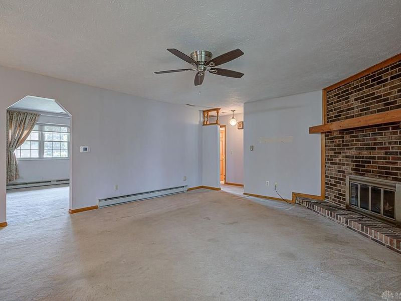 8254 Meadowlark Drive, Carlisle, OH 45005 Photo 9