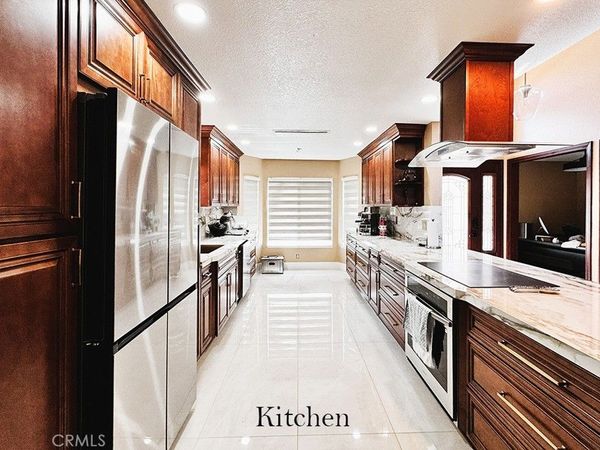 2003 Springcreek, Upland, CA 91784