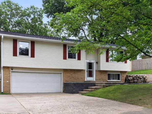 4950 Sparrow Avenue, Kalamazoo, MI 49004