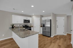 1378 Tanreall Drive  photo 4