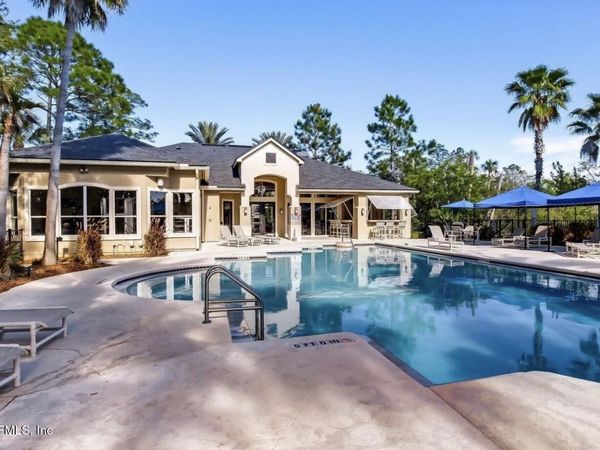 1655 THE GREENS Way, Unit 2816, Jacksonville Beach, FL 32250