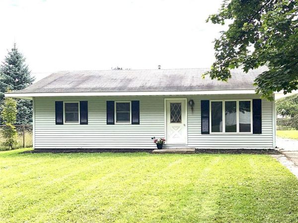291 Universal Avenue , Elmira, NY 14904