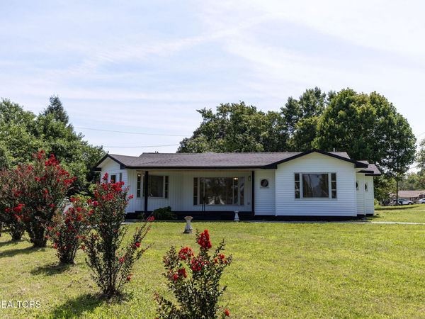4109 Woodlawn Pike, Knoxville, TN 37920