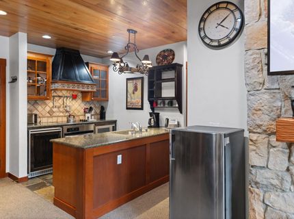1985 Olympic Valley Road , Unit #2-216, Olympic Valley, CA 96146 Photo