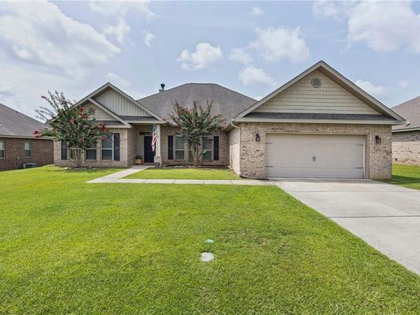 13077 Tara Point Drive, Mobile, AL 36695