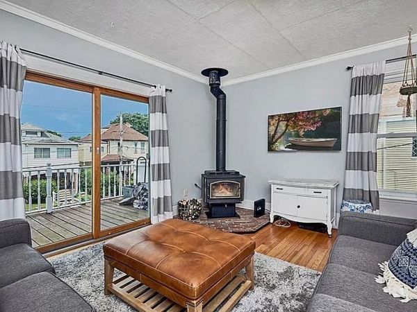 97 Magoun Ave, Unit 97, Medford, MA 02155