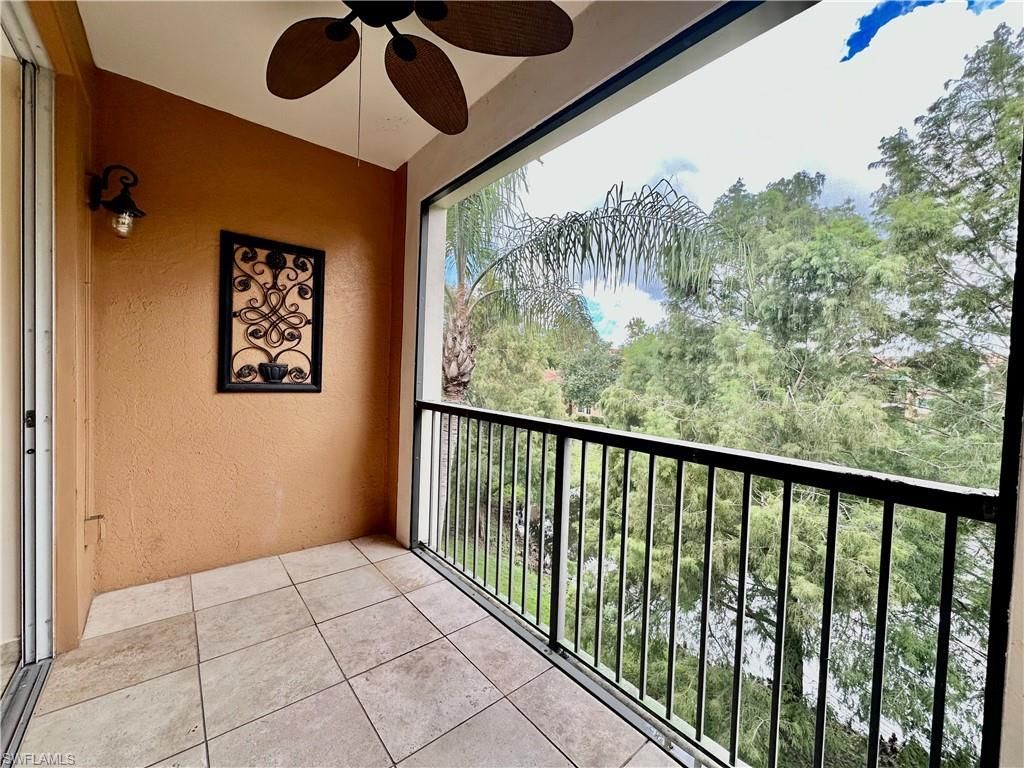 1230 Reserve Way, Unit 304, Naples, FL 34105 Photo